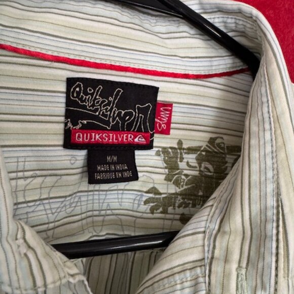 Quiksilver Green Striped Button Up Short Sleeve Shirt M Lion - Picture 2 of 9